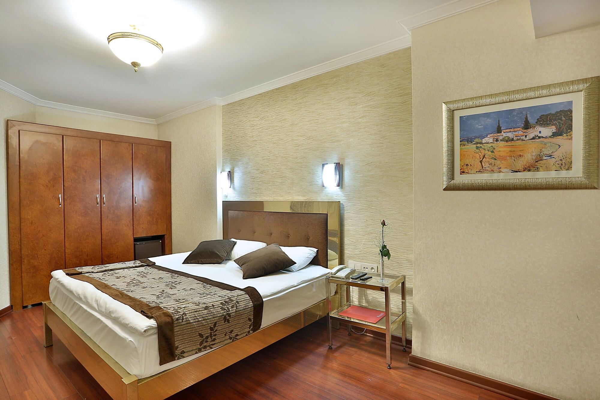 Grand Madrid Hotel Estambul Exterior foto