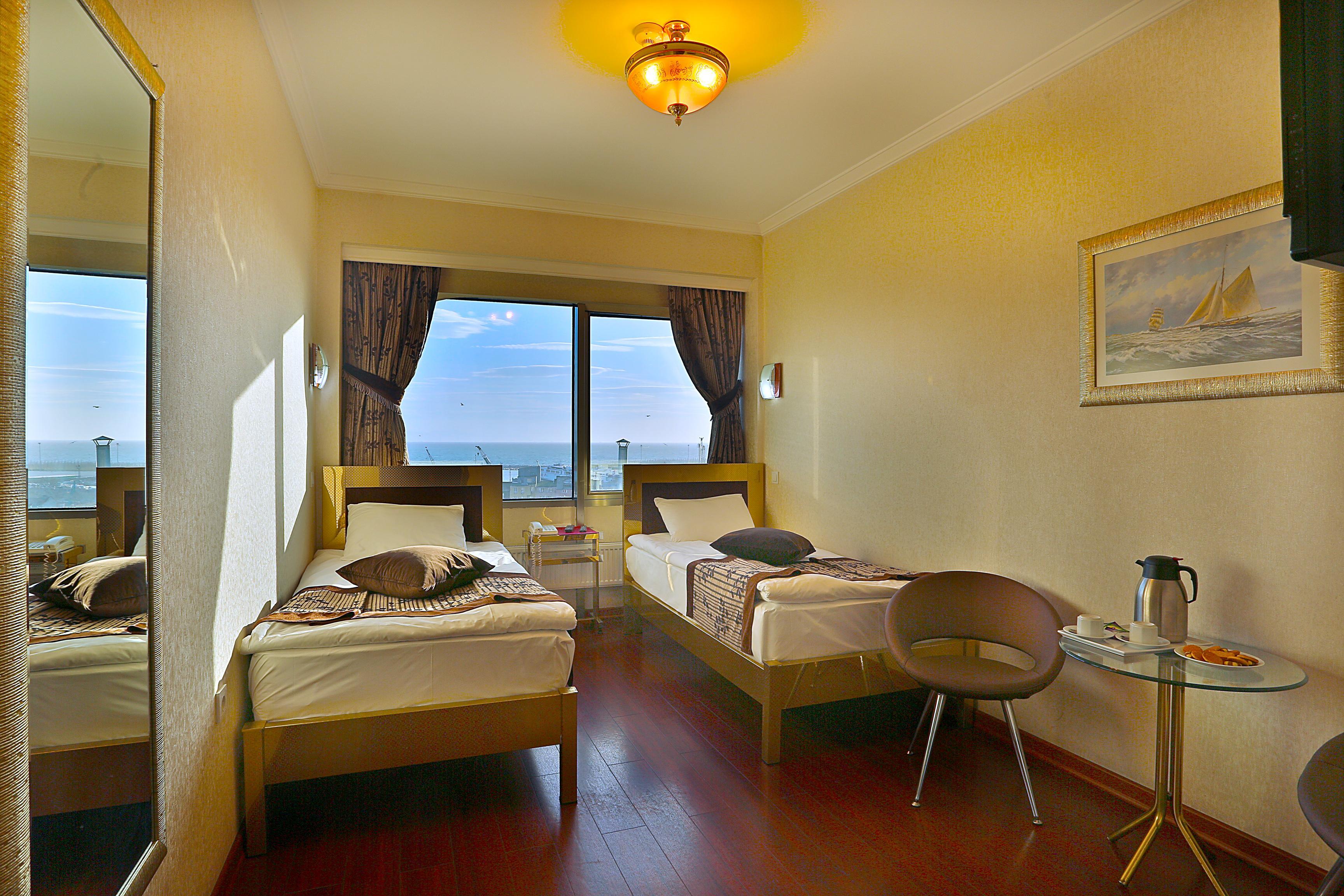 Grand Madrid Hotel Estambul Exterior foto